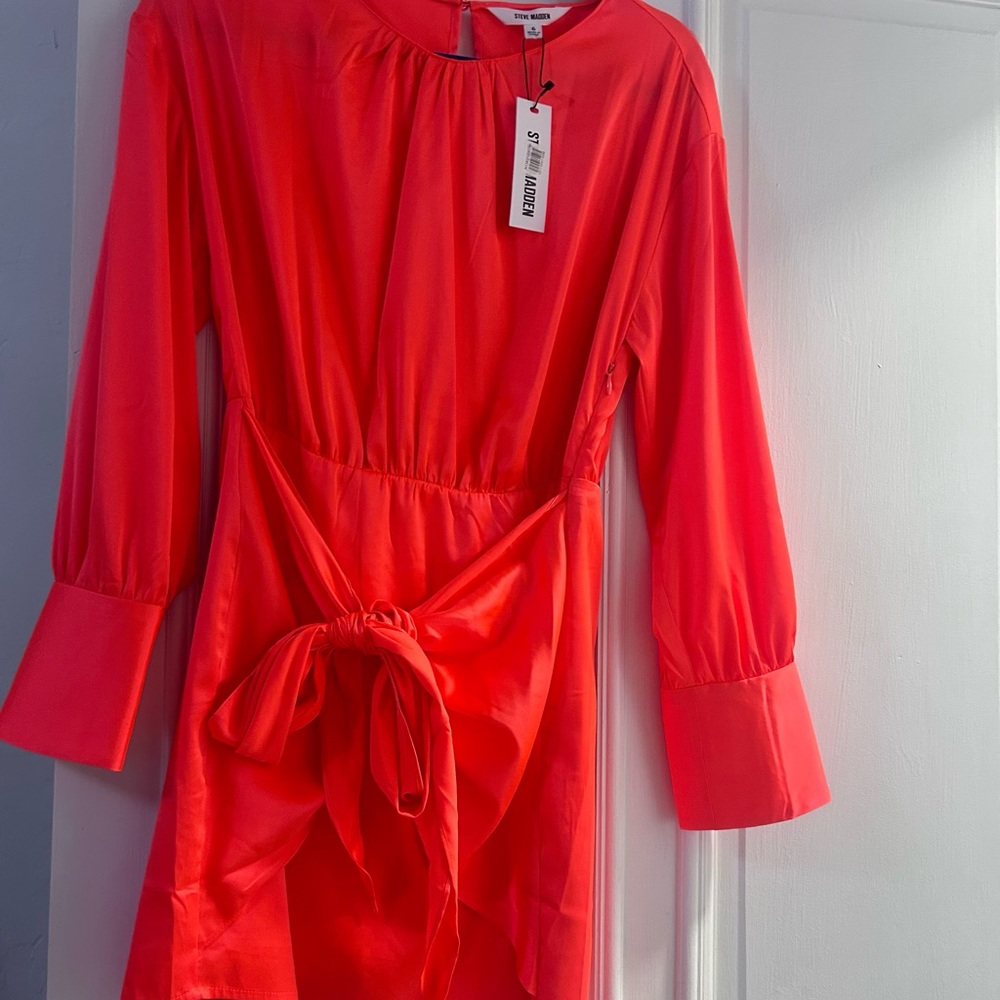 Brand New Steve Madden Tie-Front Dress - Size 6
